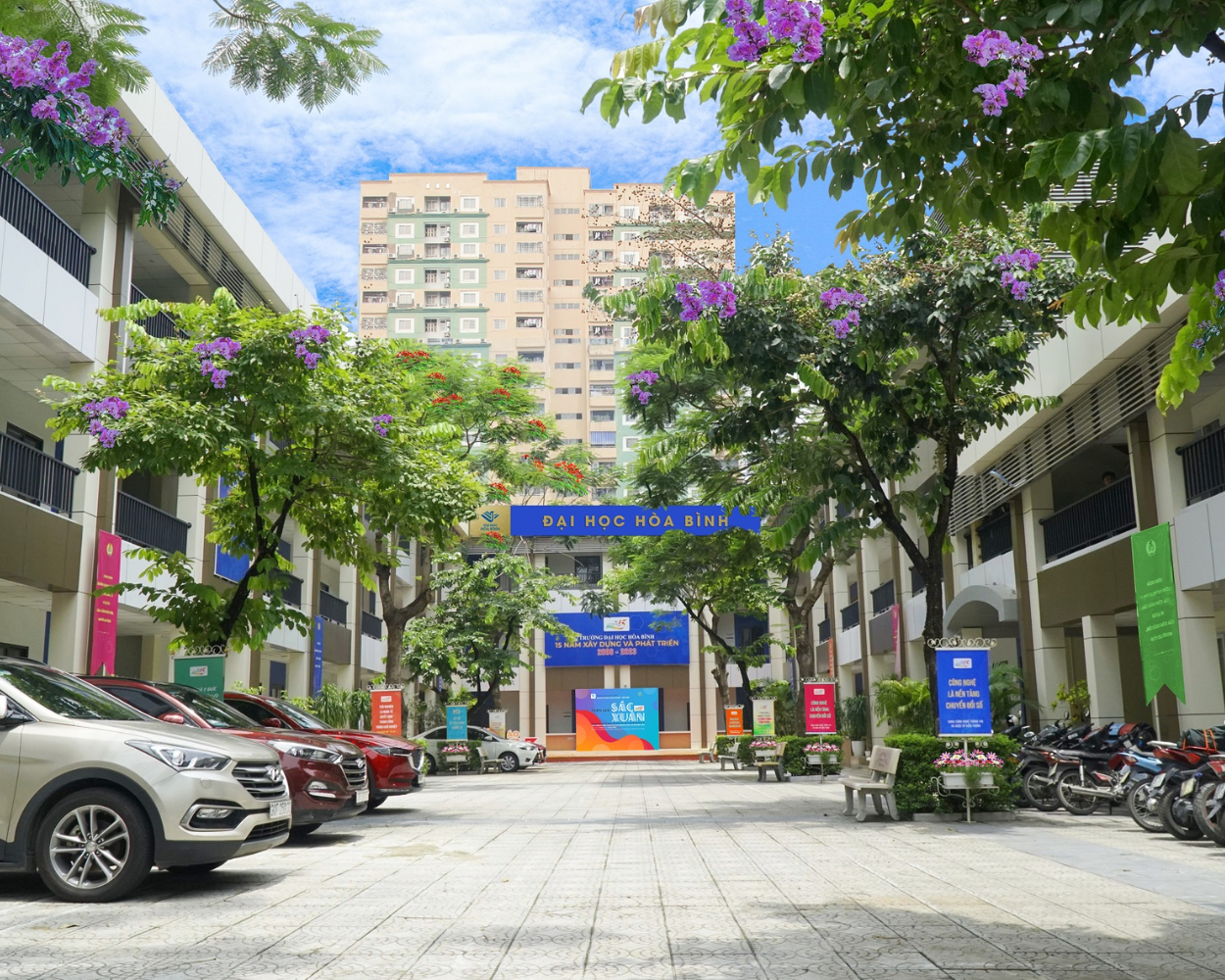 HBU (Hoa Binh University)